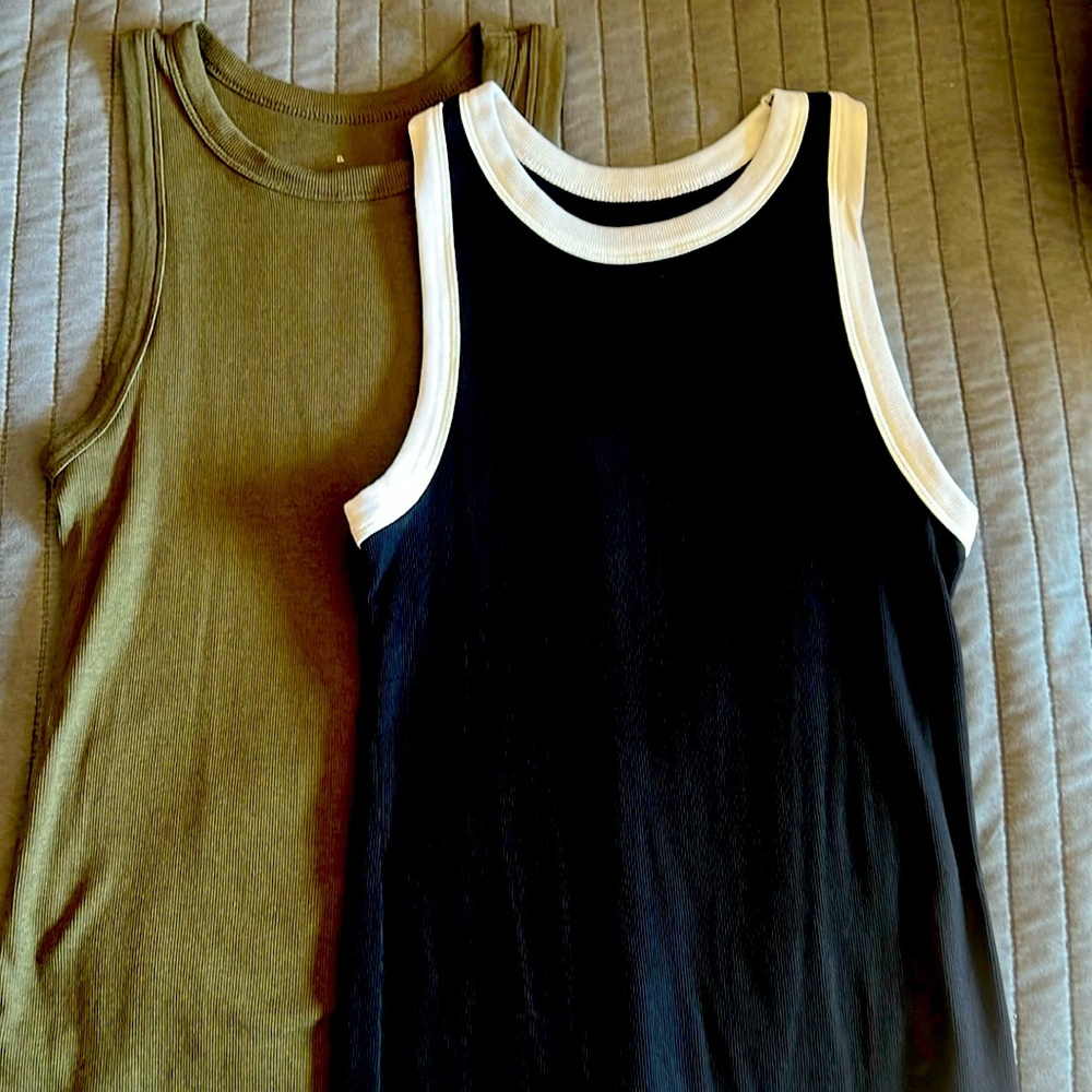 Women’s tank tops